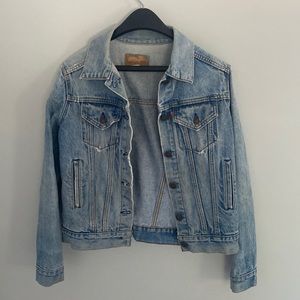 Levi’s jean jacket